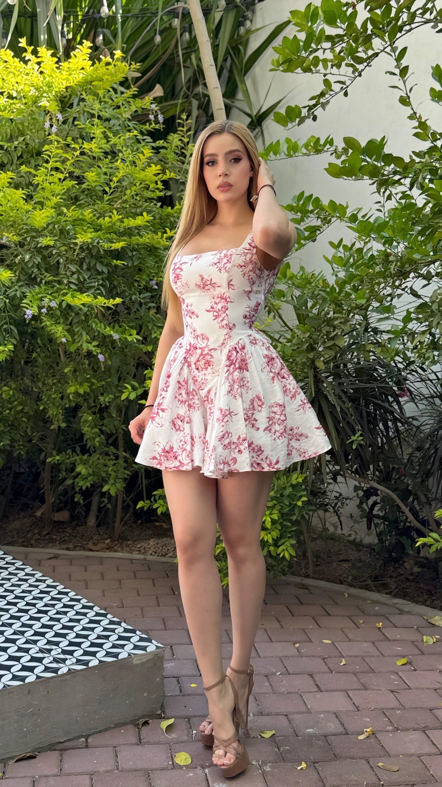 Vestido blanco estampado flores