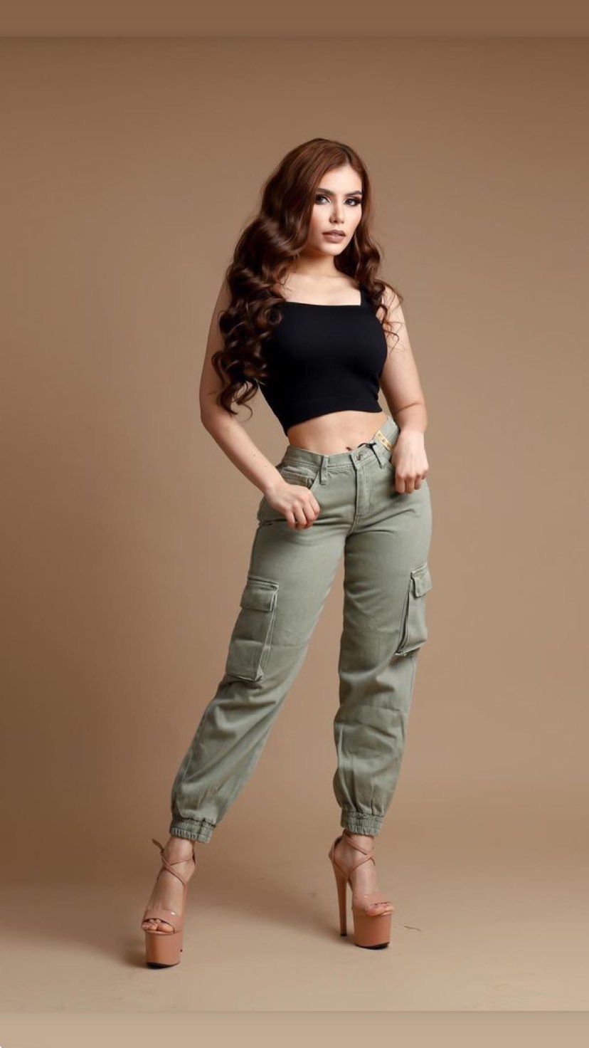 Pantalón cargo green