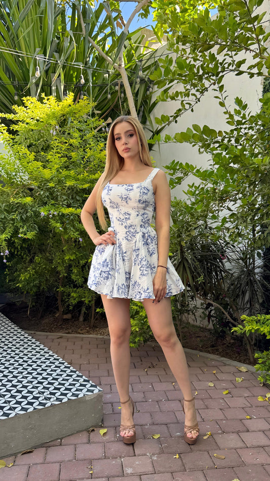 Vestido blanco estampado azul