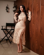 Vestido beige lace