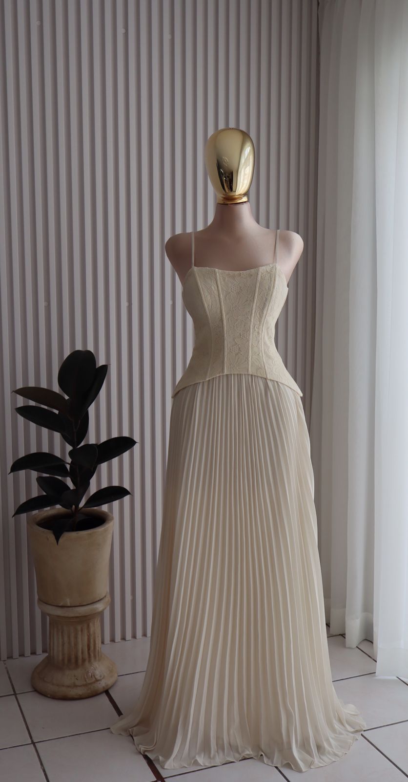 Vestido pleated