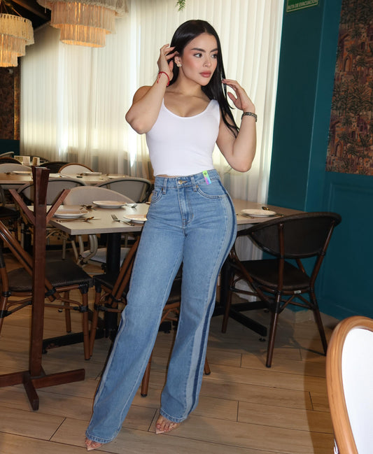 Pantalón con rayas azul