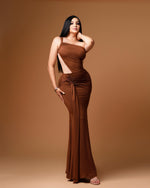 Vestido café largo escote espalda