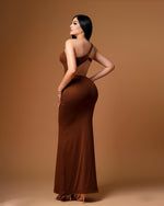 Vestido café largo escote espalda